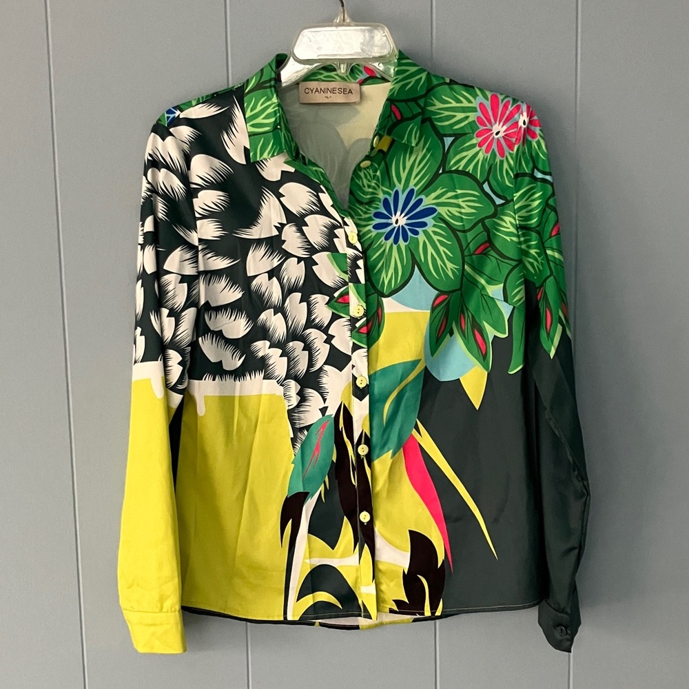 Cyanine Sea Multicolor Size Large Floral Women's Blouse Button Front Long Sleeve